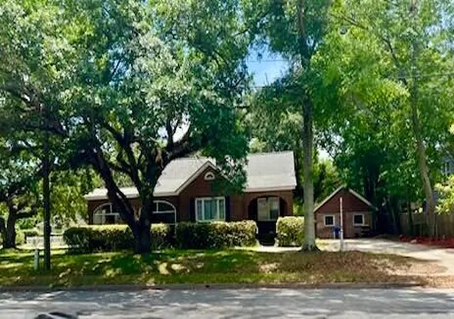 Photo 1 of Single family home for sale at 521 Saint Andrews Blvd, Charleston, SC 29407 | MLS# 26018272 | Listing updated on 2026-08-18