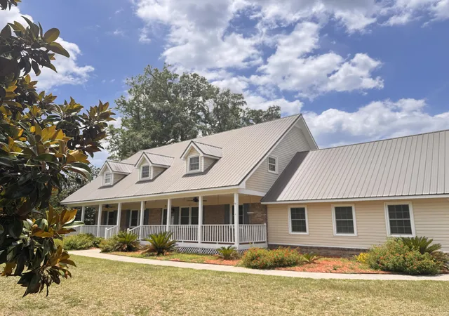 Homes for sale in Walterboro, SC | 379 Mcclure Ln, Walterboro, SC 29488 | MLS# 26019037