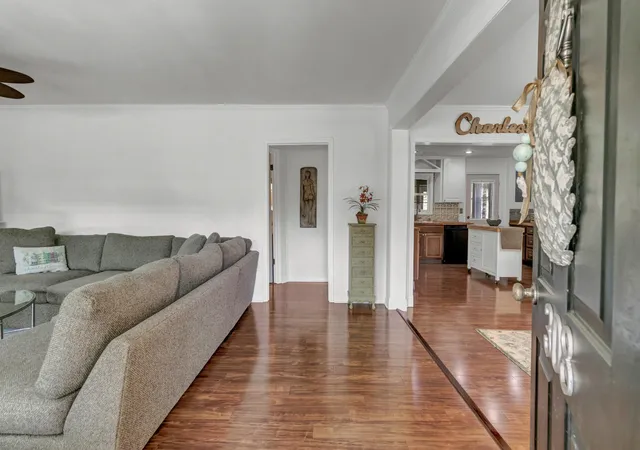 Homes for sale in Charleston, SC | 308 Canterbury Rd, Charleston, SC 29407 | MLS# 26019729