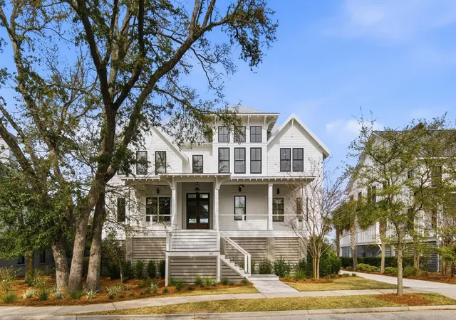 Homes for sale in Charleston, SC | 457 Lesesne St, Charleston, SC 29492 | MLS# 26007659