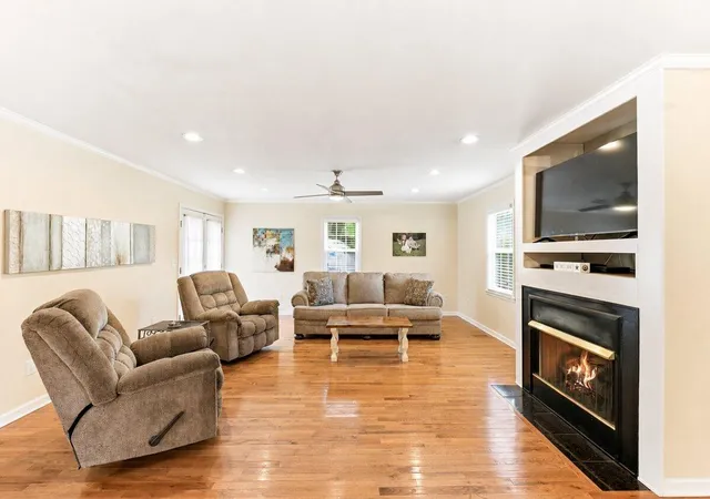 2nd image of 210 Carolina Ave, Saint George, SC 29477 | MLS# 26021145