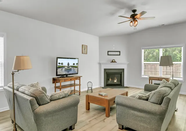 Homes for sale in Summerville, SC | 105 Clydesdale Cir, Summerville, SC 29486 | MLS# 26019715