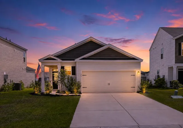 Photo 1 of Single family home for sale at 673 Ladywood Dr, Summerville, SC 29486 | MLS# 26022237 | Listing updated on 2026-09-17