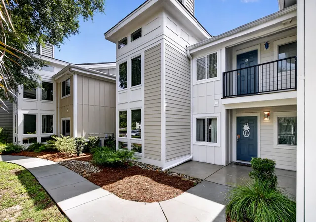 Photo 1 of Townhouse for sale at 271 Alexandra #5, Mount Pleasant, SC 29464 | MLS# 26021487 | Listing updated on 2026-08-28