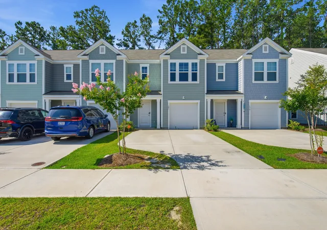 2nd image of 181 Orchid Bloom Cir, Moncks Corner, SC 29461 | MLS# 26019131