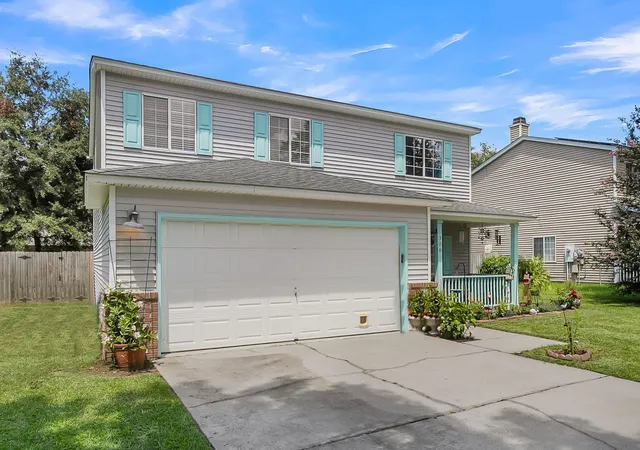 Photo 3 of Single family home for sale at 308 Catawba Dr, Summerville, SC 29483 | MLS# 26023795 | Listing updated on 2026-10-08