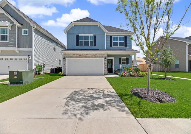 1st image of 109 O'leary Cir, Summerville, SC 29483 | MLS# 26018053