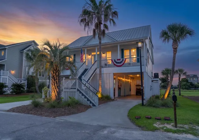 Homes for sale in Edisto Island, SC | 8 Battery Park Rd, Edisto Island, SC 29438 | MLS# 26016905