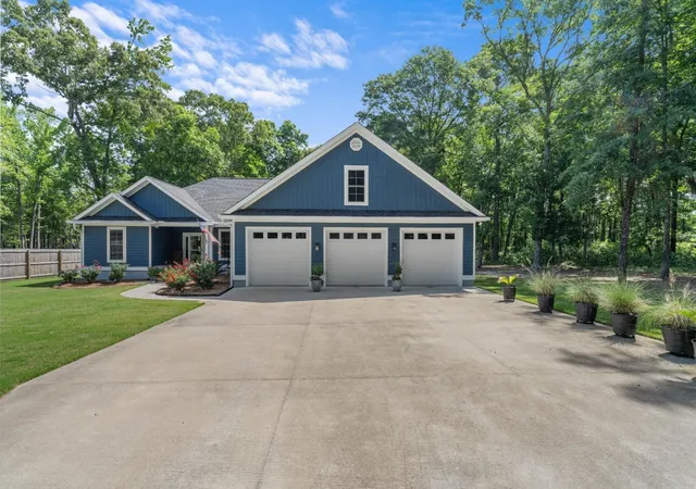 Photo 48 of Single family home for sale at 3 Hickory Landing Ct, Elloree, SC 29047 | MLS# 26023866 | Listing updated on 2026-08-24