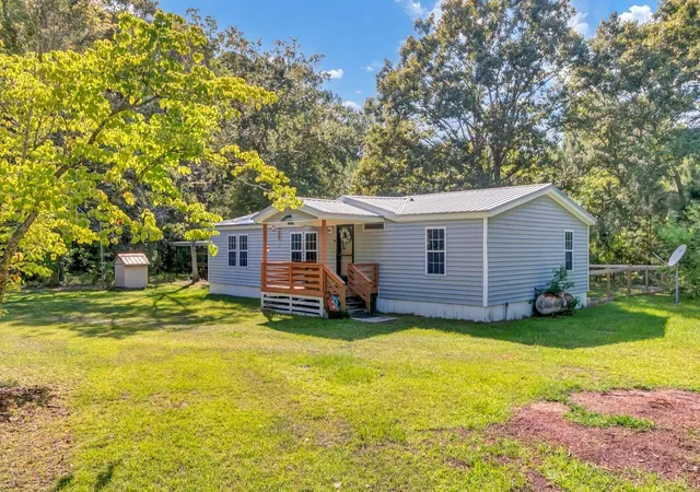 Homes for sale in Ridgeville, SC | 1236 Spring Hill Church Rd, Ridgeville, SC 29472 | MLS# 26018976