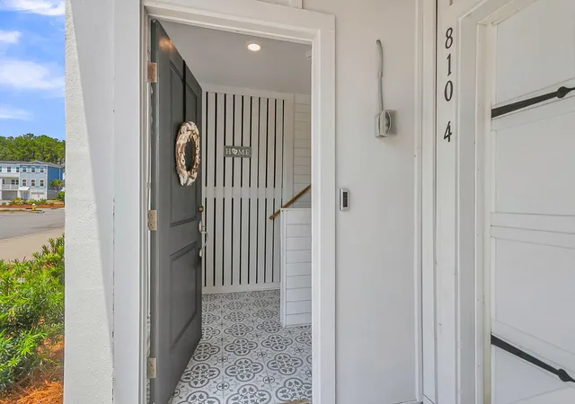 Photo 3 of Townhouse for sale at 810 Kings Oak Ct #4, Daniel Island, SC 29492 | MLS# 26017417 | Listing updated on 2026-08-12