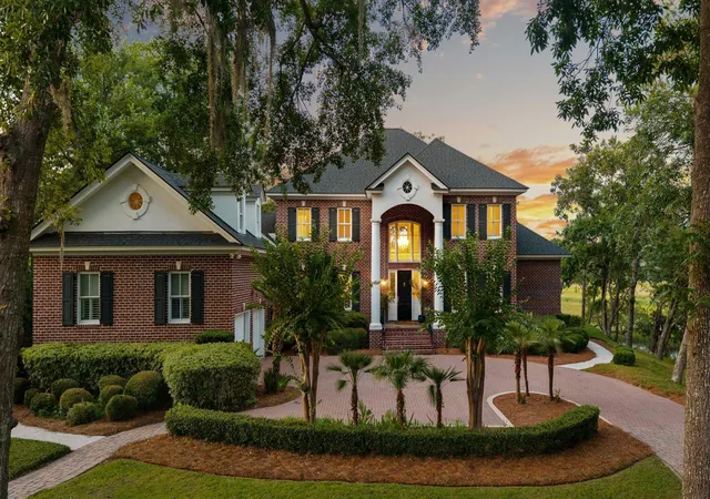 Photo 1 of Single family home for sale at 510 Traders Aly, Mount Pleasant, SC 29464 | MLS# 26005236 | Listing updated on 2026-08-20