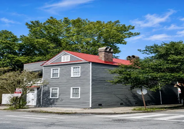Photo 2 of Single family home for sale at 70 Vanderhorst St, Charleston, SC 29403 | MLS# 26018573 | Listing updated on 2026-08-04