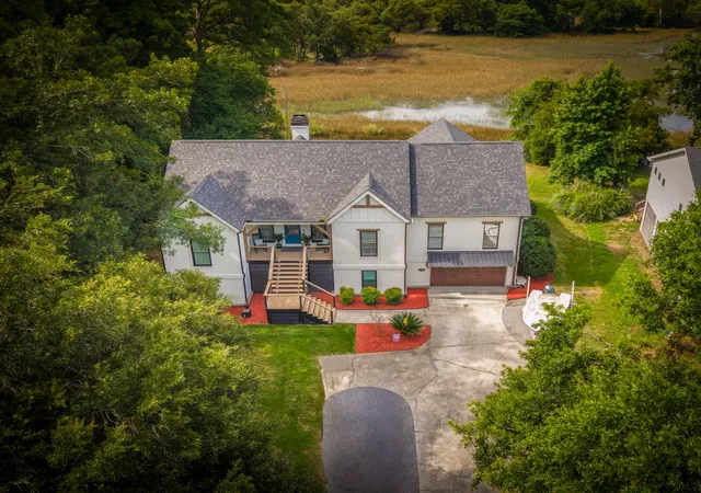 Photo 3 of Single family home for sale at 106 Berkshire Dr, Charleston, SC 29492 | MLS# 26022247 | Listing updated on 2026-09-15
