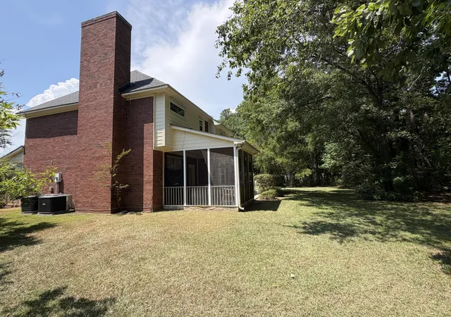 Photo 3 of Single family home for sale at 1391 Lakecrest Ct, Mount Pleasant, SC 29466 | MLS# 26019725 | Listing updated on 2026-09-12