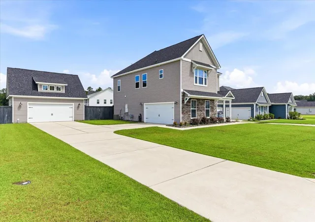 Homes for sale in Ridgeville, SC | 154 Darby Meadow Ln, Ridgeville, SC 29472 | MLS# 26018296