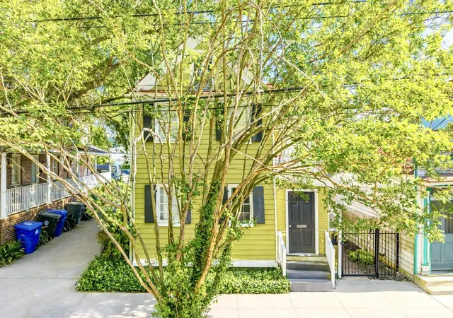 Homes for sale in Charleston, SC | 51 Radcliffe St, Charleston, SC 29403 | MLS# 26011105