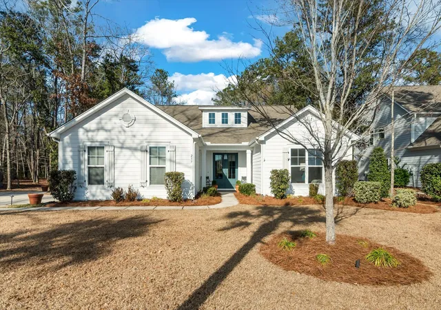 Photo 1 of Single family home for sale at 237 Camber Rd, Huger, SC 29450 | MLS# 26024258 | Listing updated on 2026-09-09