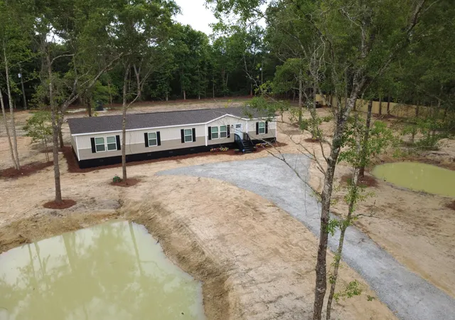 Homes for sale in Walterboro, SC | 215 Cottonwood Ln, Walterboro, SC 29488 | MLS# 26013959