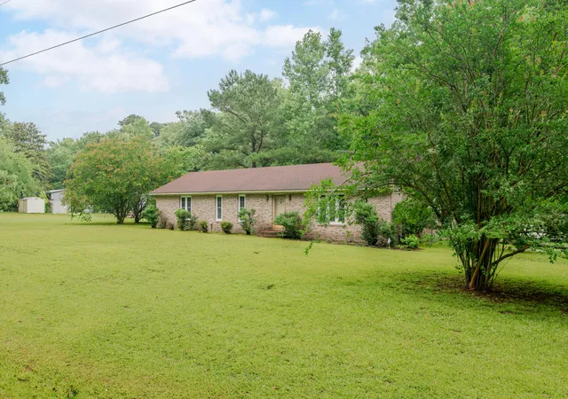 Homes for sale in Saint George, SC | 572 Westbury Rd, Saint George, SC 29477 | MLS# 26017904