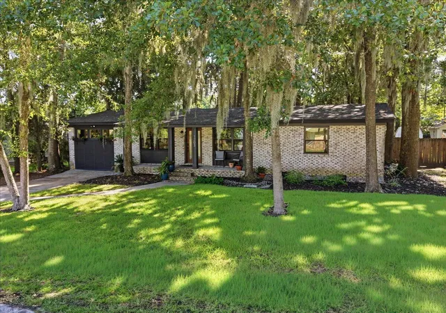 image of 1203 Valley Dr, Hanahan, SC 29410 | MLS# 26023536