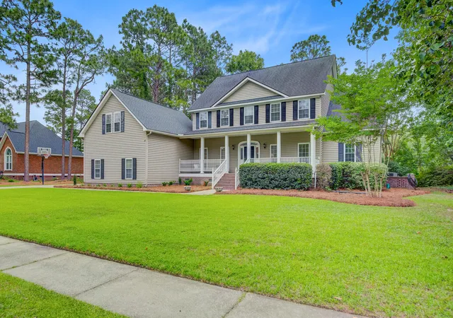 image of 204 Bellerive Ln, Summerville, SC 29483 | MLS# 25013979