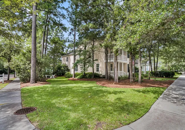 Photo 3 of Sale Pending at 255 Hundred Oaks Pkwy, Summerville, SC 29483 | MLS# 26021778 | Listing updated on 2026-09-18