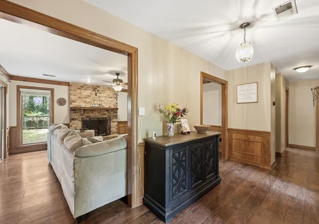 Photo 2 of Single family home for sale at 106 Boone Dr, Summerville, SC 29485 | MLS# 26015911 | Listing updated on 2026-08-27