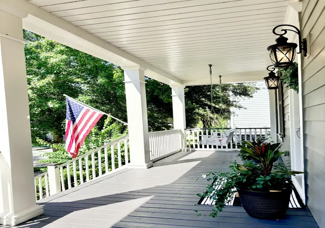 Photo 3 of Sale Pending at 4066 Blackmoor St, Mount Pleasant, SC 29466 | MLS# 26021640 | Listing updated on 2026-10-05