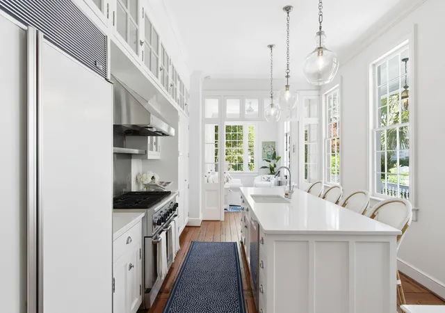 Homes for sale in Charleston, SC | 24 King St, Charleston, SC 29401 | MLS# 26014711