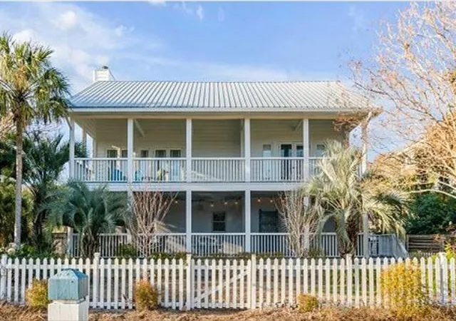 Homes for sale in Isle Of Palms, SC | 2201 Palm Blvd, Isle Of Palms, SC 29451 | MLS# 26010373