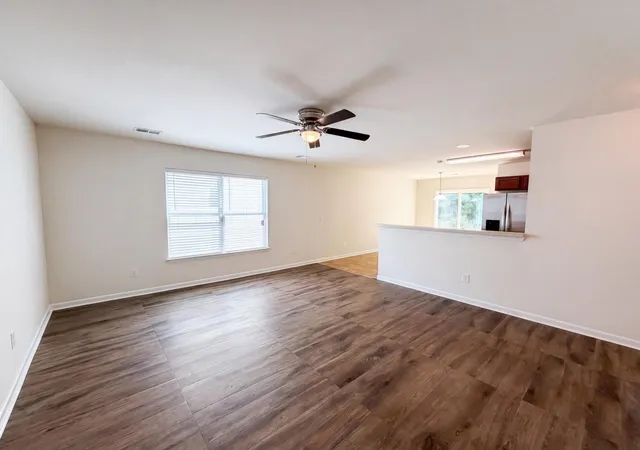 Photo 3 of Single family home for sale at 164 Keaton Brk Dr, Summerville, SC 29485 | MLS# 26021339 | Listing updated on 2026-09-19