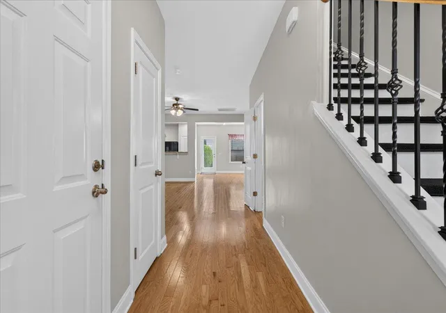 Photo 4 of Townhouse for sale at 1065 Bennington Dr, Charleston, SC 29492 | MLS# 26014445 | Listing updated on 2026-09-09