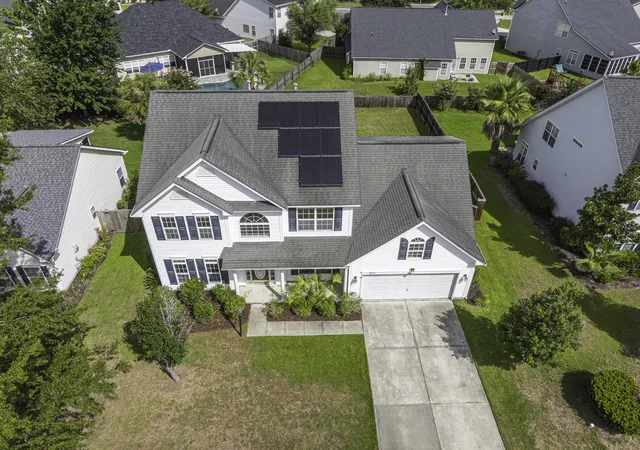 Photo 3 of Single family home for sale at 9214 Markleys Grv Blvd, Summerville, SC 29485 | MLS# 26021168 | Listing updated on 2026-09-15
