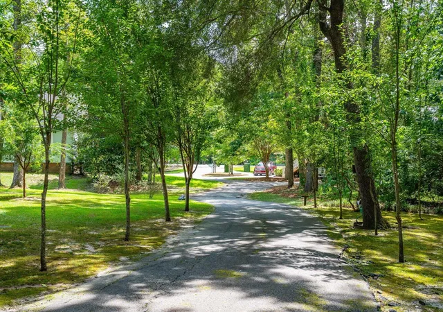 Photo 2 of Single family home for sale at 1102 S Main St, Summerville, SC 29483 | MLS# 26021197 | Listing updated on 2026-08-14
