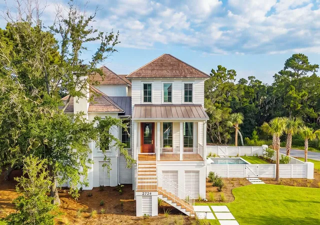 Photo 3 of Single family home for sale at 2724 Tidal Ln, Johns Island, SC 29455 | MLS# 26023724 | Listing updated on 2026-09-14