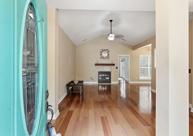 Photo 4 of Single family home for sale at 1277 Hermit Crab Way, Mount Pleasant, SC 29466 | MLS# 26018059 | Listing updated on 2026-09-16