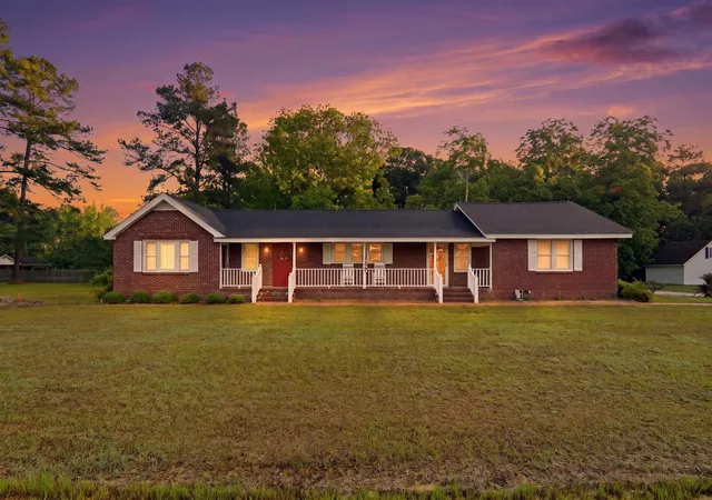 Homes for sale in Saint George, SC | 10163 Charleston Hwy, Saint George, SC 29477 | MLS# 26014328