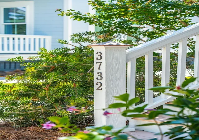 4th image of 3732 Abercrombie Ct, Mount Pleasant, SC 29466 | MLS# 26017251