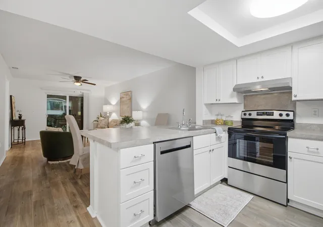 Photo 3 of Townhouse for sale at 2945 Dove Hvn Ct #G, Charleston, SC 29414 | MLS# 26020309 | Listing updated on 2026-08-28