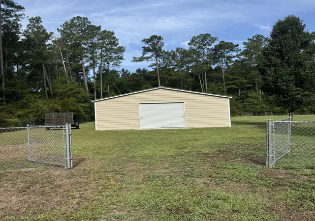 Photo 3 of Single family home for sale at 2014 Winding Crk Rd, Walterboro, SC 29488 | MLS# 26022797 | Listing updated on 2026-09-03