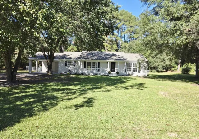 Photo 3 of Single family home for sale at 310 Bunch Frd Rd, Holly Hill, SC 29059 | MLS# 26010960 | Listing updated on 2026-08-05