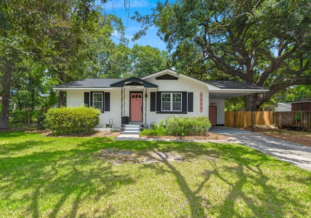 1st image of 2632 Ridgewood Ave, Charleston, SC 29414 | MLS# 26019847