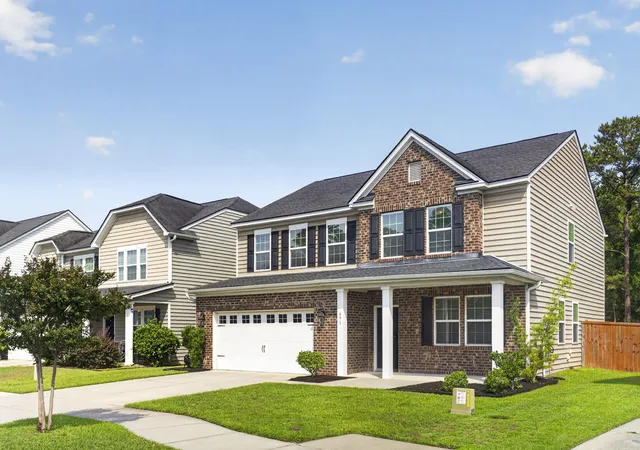Photo 2 of Single family home for sale at 691 Redbud Ln, Summerville, SC 29486 | MLS# 26017217 | Listing updated on 2026-09-15