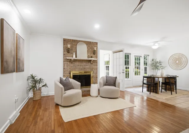 Photo 4 of Single family home for sale at 1042 Planters Curve, Mount Pleasant, SC 29464 | MLS# 26024405 | Listing updated on 2026-10-01