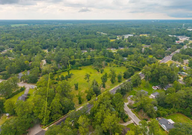 Photo 2 of Land for sale at 909 N Longstreet St, Kingstree, SC 29556 | MLS# 26020675 | Listing updated on 2026-07-20
