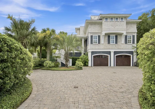 Photo 2 of Single family home for sale at 2668 Bayonne St, Sullivans Island, SC 29482 | MLS# 26021177 | Listing updated on 2026-08-13