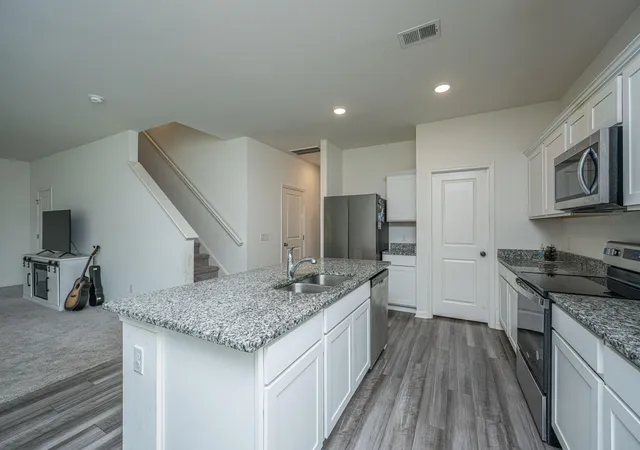 3rd image of 4469 Ocean Farm Dr, Summerville, SC 29485 | MLS# 26021683