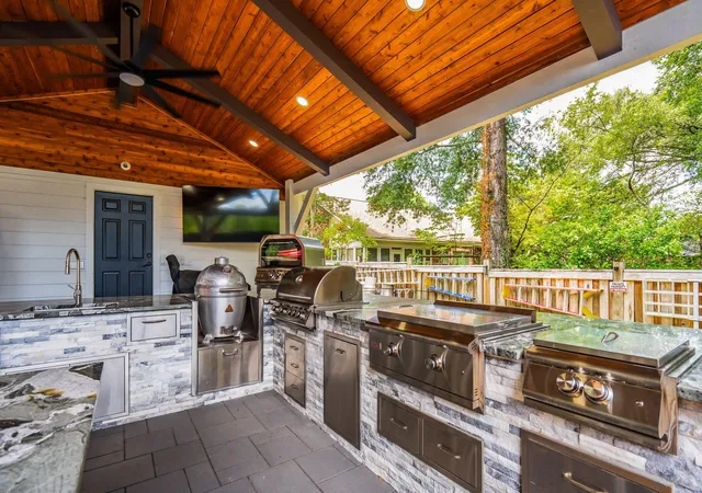 image of 1055 Stonehenge Dr, Hanahan, SC 29410 | MLS# 26021030