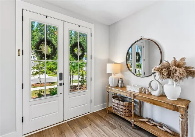 Photo 2 of Single family home for sale at 118 Sandy Bnd Ln, Summerville, SC 29486 | MLS# 26018038 | Listing updated on 2026-10-20